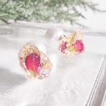 バラの花氷のピアス・樹脂ノンホールピアス
