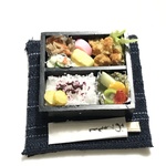 hand made ミニチュアドールハウス 仕出し屋さんの唐揚げ弁当