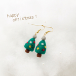 🎄送料込！ちっこい羊毛のクリスマスピアス