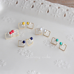 シンプルスクエアピアス/イヤリング