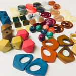 色々ビーズセット/カラフルウッドビーズ/変形しずく/60個/ビーズアンドパーツ/イヤリング/ピアス/木製/アクセサリー/パーツ