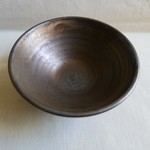 金色系結晶釉薬の茶碗