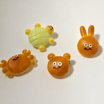 動物パンのブローチ
