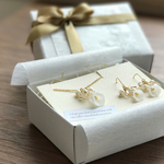 *＊for gift＊*可憐な花とスワロフスキーのピアス/イヤリング&ネックレスセット <プチギフト><フラワー>