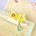 【霧花 様 専用ページ】玉バラのアシメピアス