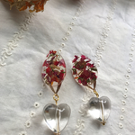 赤いお花とハートのピアス