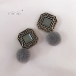 ヴィンテージボタンの冬ピアス/イヤリング