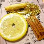 *限定再販*スライスレモンとさくさくお菓子のバッグチャーム*花*20cm*