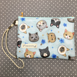 クリスマス☆SALE 猫柄ラミネートのポーチ