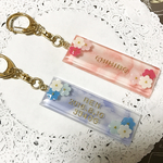 再販☆選べる2種類！名前・記念日入り☆マーブルflowerスティックキーホルダー