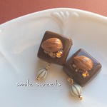 アーモンドチョコのアンティークブローチ