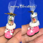🎄ミニチュアピンク色のクリスマスブーツ