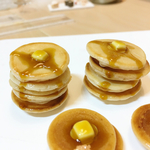 とろ〜りメープルシロップがけ4層パンケーキ♡本物のパンでできた＊