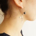 hoop　pierce?　【gray】