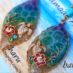 ①《赤花》海色ピアス