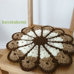 ❁︎送料無料❁︎シックなお花の可愛い 円座 座布団①