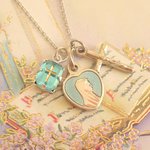 聖ベルナデッタのハート型メダイネックレス（aqua）