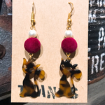 おすまし猫の耳飾り