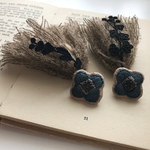 43 もふもふ 刺繍 イヤリング