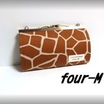 Wファスナー　20cm　カン付き　がま口　遊び心　アニマル　キリン柄　