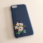 （再販）刺繍の花柄 iPhoneケース No.1