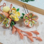 つまみ細工の髪飾り