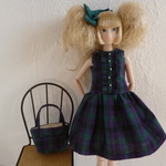 D044＿チェックのワンピースとバッグ（27cmドール用）