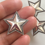 16  New✨ シルバー コンチョ  スター 星 シエスタポー  風 ループ ボタン  コンチョボタン 1個 約28㎜