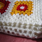 モチーフ繋ぎのブランケット　M　　　　　