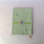 ★★さまオーダー作品  刺繍のブックカバー