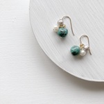 淡水真珠：pearl×turquoise pierce[K14GF]