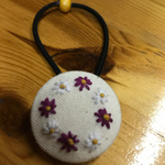 刺繍ヘアゴム