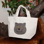 【まん丸お目目のチャコールグレーの猫ちゃん羊毛ランチバッグ】トート