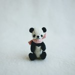 4.4cm「パンダのパニーニ」（ピンクリボン）コットンのミニチュアテディベア