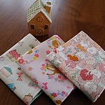お名前スタンプ押 します♪4重ガーゼハンカチ3枚セット  女の子