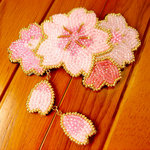 [再々販] ビーズ刺繍の桜のヘアピン