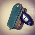 革のキーケース