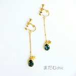 Swarovskiブルービジューのお星さまEarring or Pierce 