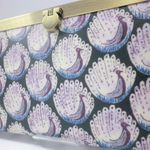 【受注製作】クジャク柄（ラベンダー）口金 長財布★リバティ ビニコ