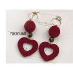  【送料無料】ベロア×ハートのイヤリング/ピアス