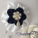 再販✴︎ 新色♡コサージュ♡happiness flower♡ホワイト×サテンネイビー♡