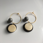 新作✨モノトーンサークル揺れるフープピアス