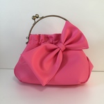 【再販依頼品N様用】Ⅱ小さいけれどスグレモノ口金バッグリボン・CHERRY　PINK