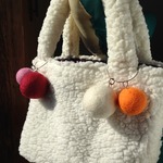 １点物ひつじ bon bon Felt 選べるチャーム付A  モコモコボアのミニトートBAGーマチ付