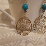 ターコイズと透かしチャーム☆  イヤリングまたはピアス