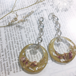 【SUMMER  SALE】Wリング ドライフラワー チェーン ピアス & イヤリング