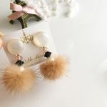 冬の〜aromana〜【キャメル】ファー付きアロマピアス