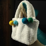 １点物ひつじ bon bon Felt 選べるチャーム付B  モコモコボアのミニトートBAGーマチ付