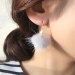 ☆新作☆ マーキススワロ&グレーふわふわファーピアス