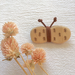木のちょうちょブローチ(もみの木)